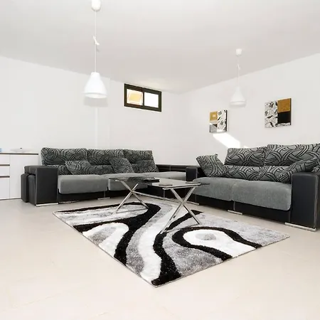 Vila Romance And Moonlight -ideal For Couples, Hot Tub, Pool, Lanzarote