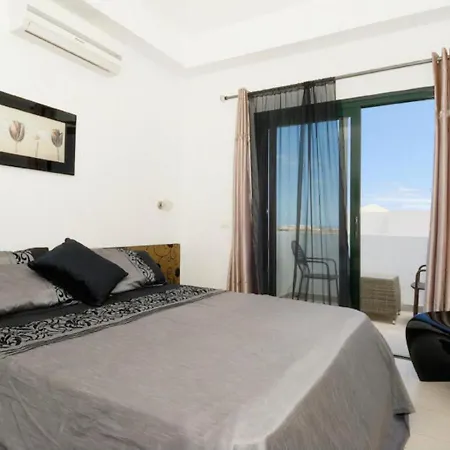 Romance And Moonlight -ideal For Couples, Hot Tub, Pool, Lanzarote *